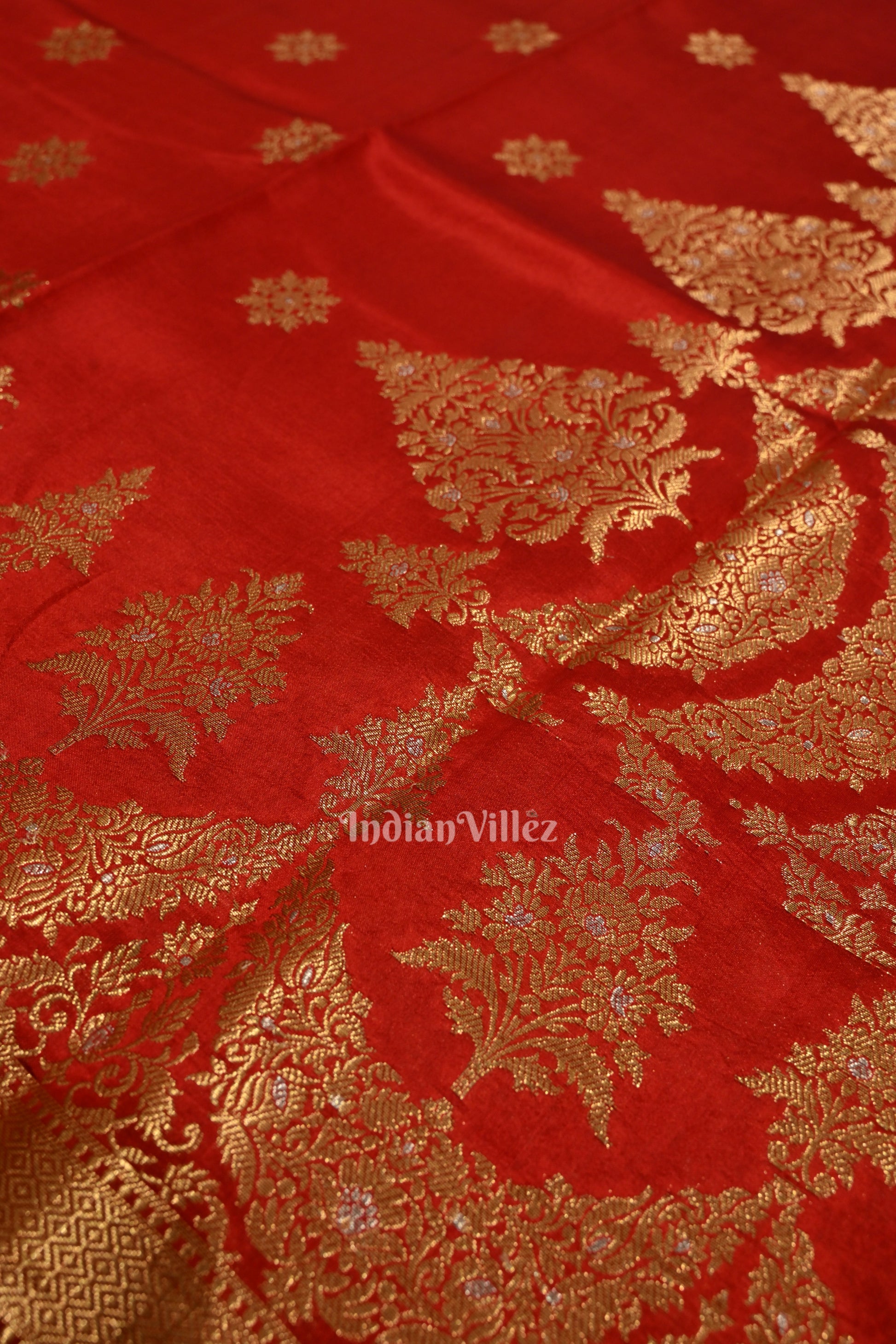 Exclusive Red Kora Organza Banarasi Silk Saree