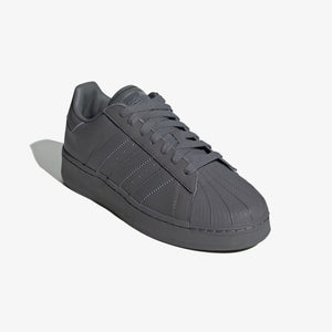 Adidas Originals | SUPERSTAR XLG  { GREY FOUR/CORE BLACK