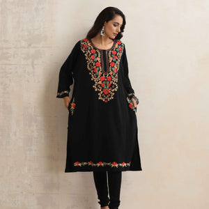trueBrowns Black Kashmiri Embroidered Woollen Phiran Kurta