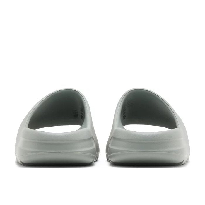 Yeezy Slides 'Salt'