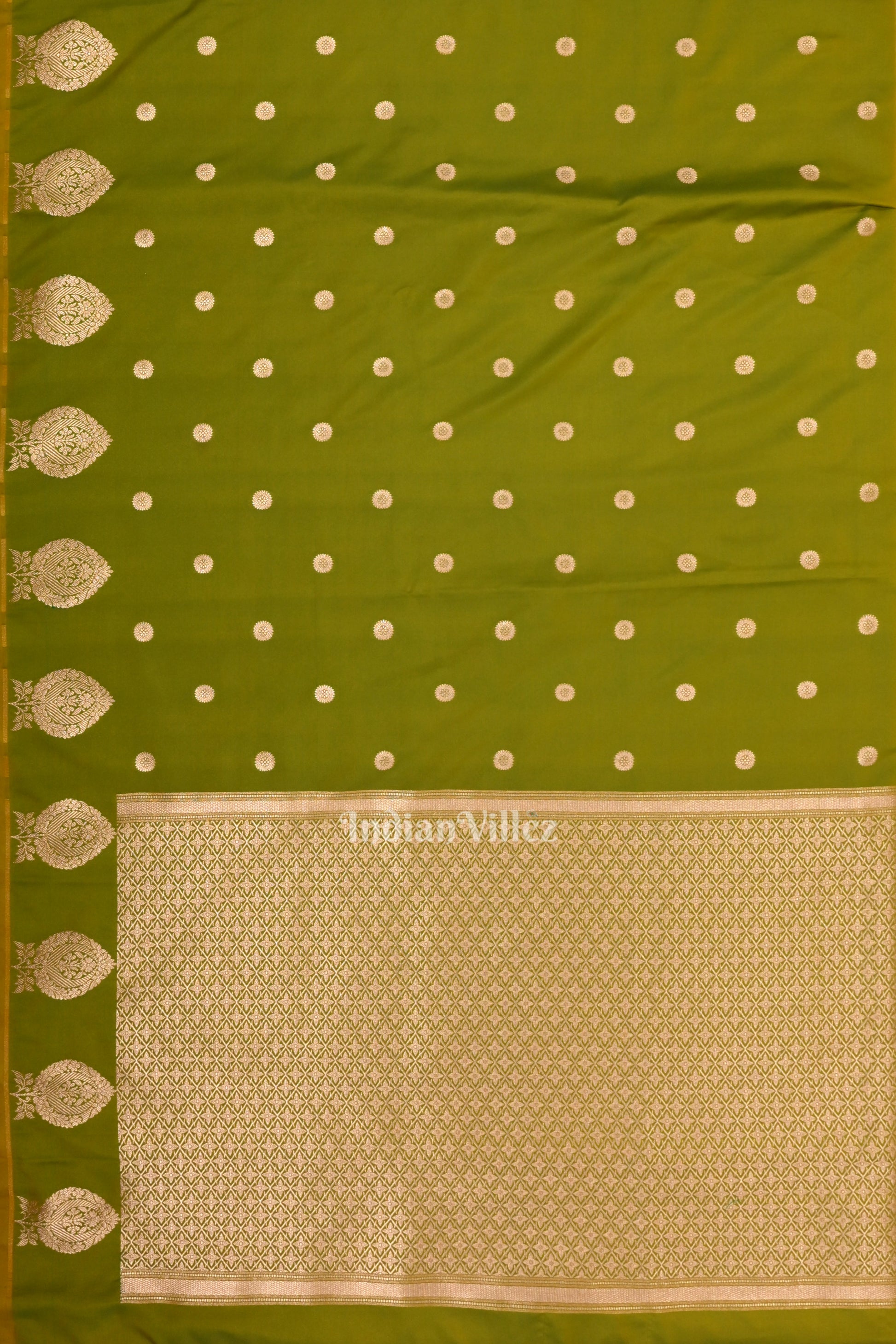 Mehendi Green Dual Tone Floral Motif Mashru Satin Silk Banarasi Saree