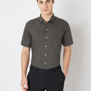 Wrinkle Free Half Sleeve Shirt