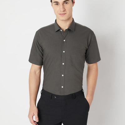 Wrinkle Free Half Sleeve Shirt