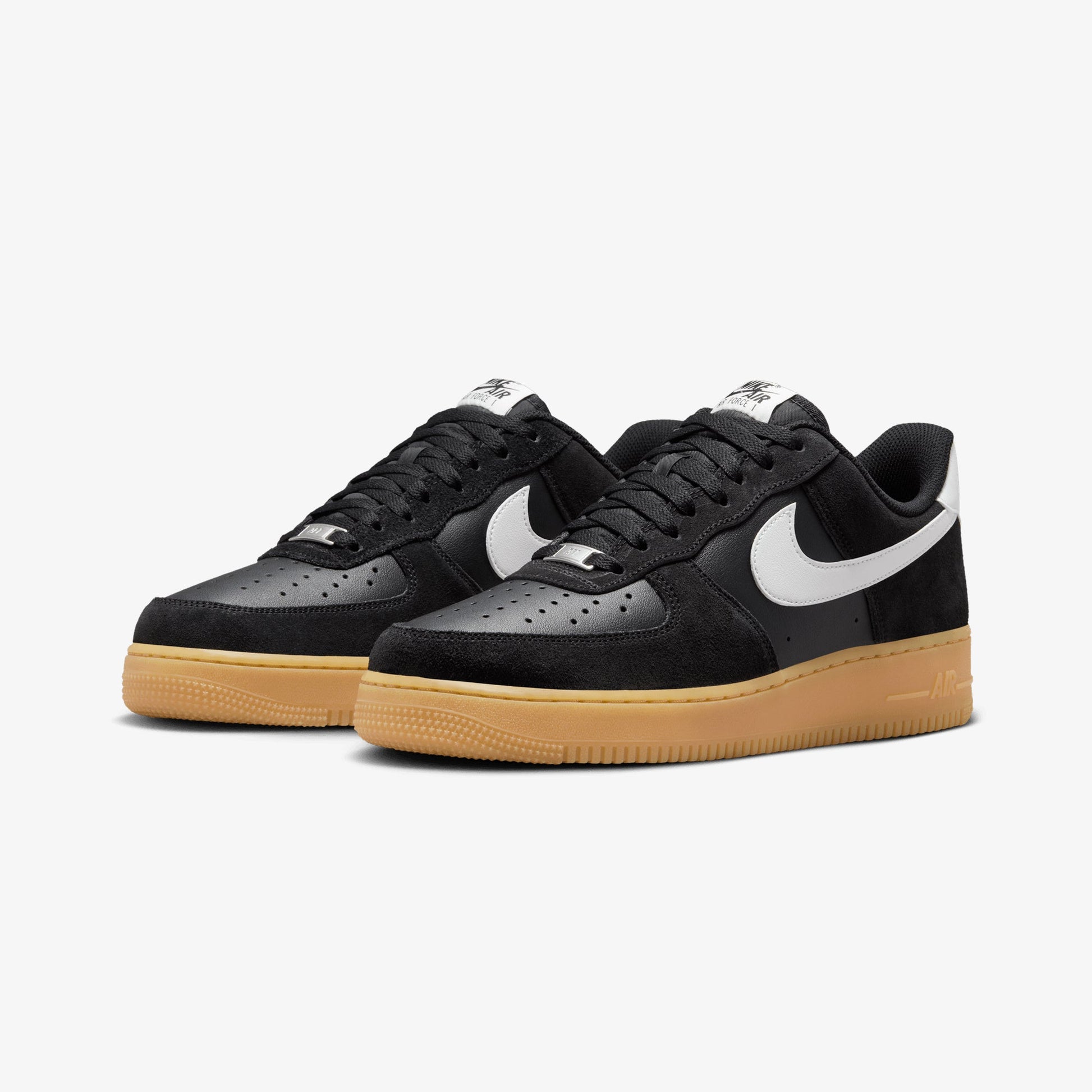 NIKE | AIR FORCE 1'07 LV8 { BLACK/SUMMIT WHITE-GUM LIGHT BROWN