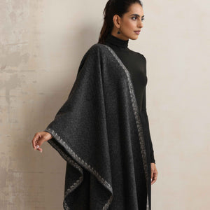 trueBrowns Black Tassel Woollen Stole