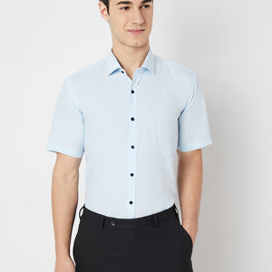 Wrinkle Free Half Sleeve Shirt