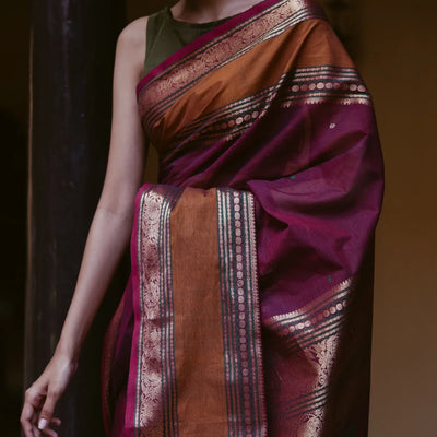 Crimson Handloom Kanchi Cotton Saree With Coin Buttas