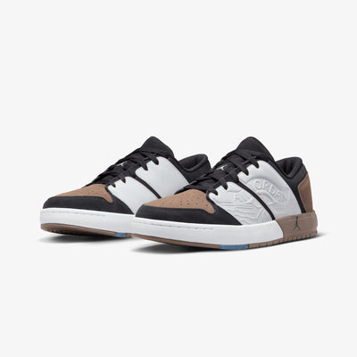 Jordan | NU RETRO 1 LOW  { WHITE/BLACK-PALOMINO-WHITE