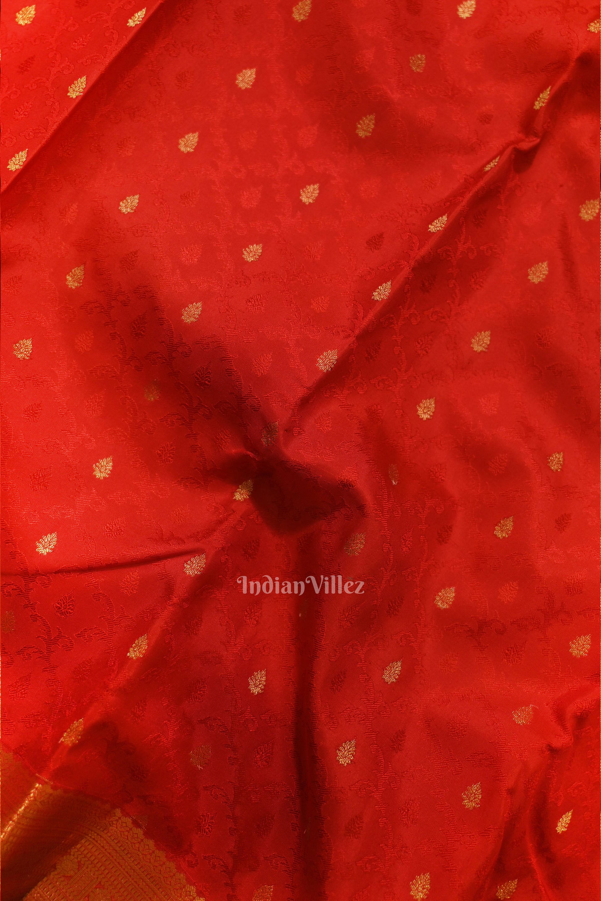 Blood Red pure Kanjivaram Silk Saree with  Zari Brocade