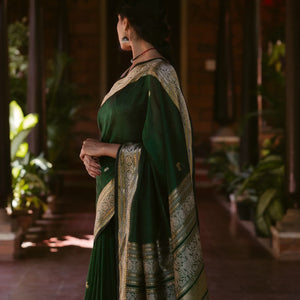 Dark Green Handloom Silk Cotton Saree With Maan (Deer) And Elephant (Yannai) Motifs