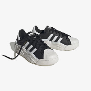 Adidas Originals | SUPERSTAR  { CORE BLACK/CLOUD WHITE