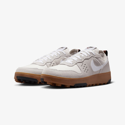 Nike | C1TY { VAST GREY/WHITE-PHANTOM-GUM MED BROWN