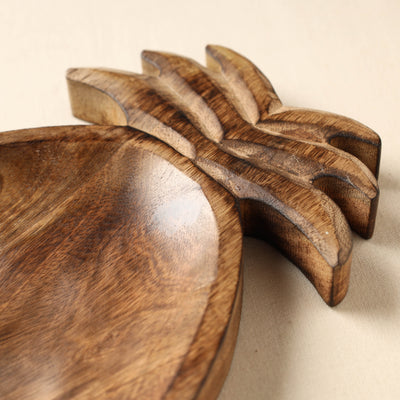 Brown - Handcrafted Mango Wooden Pineapple Shape Tray (13 x 9 in)