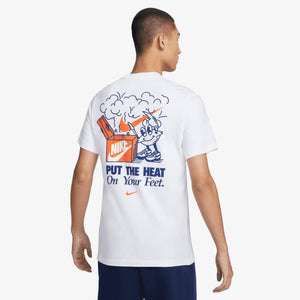 NIKE | SPORTSWEAR { WHITE