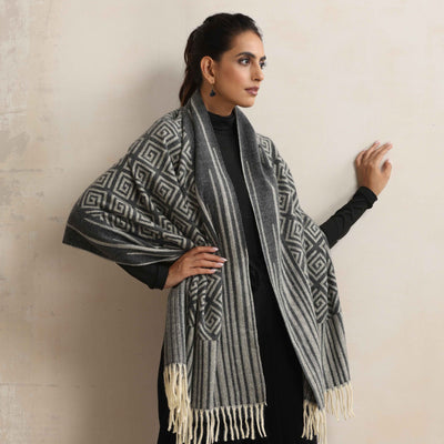 trueBrowns Charcoal Geometric Woollen Stole
