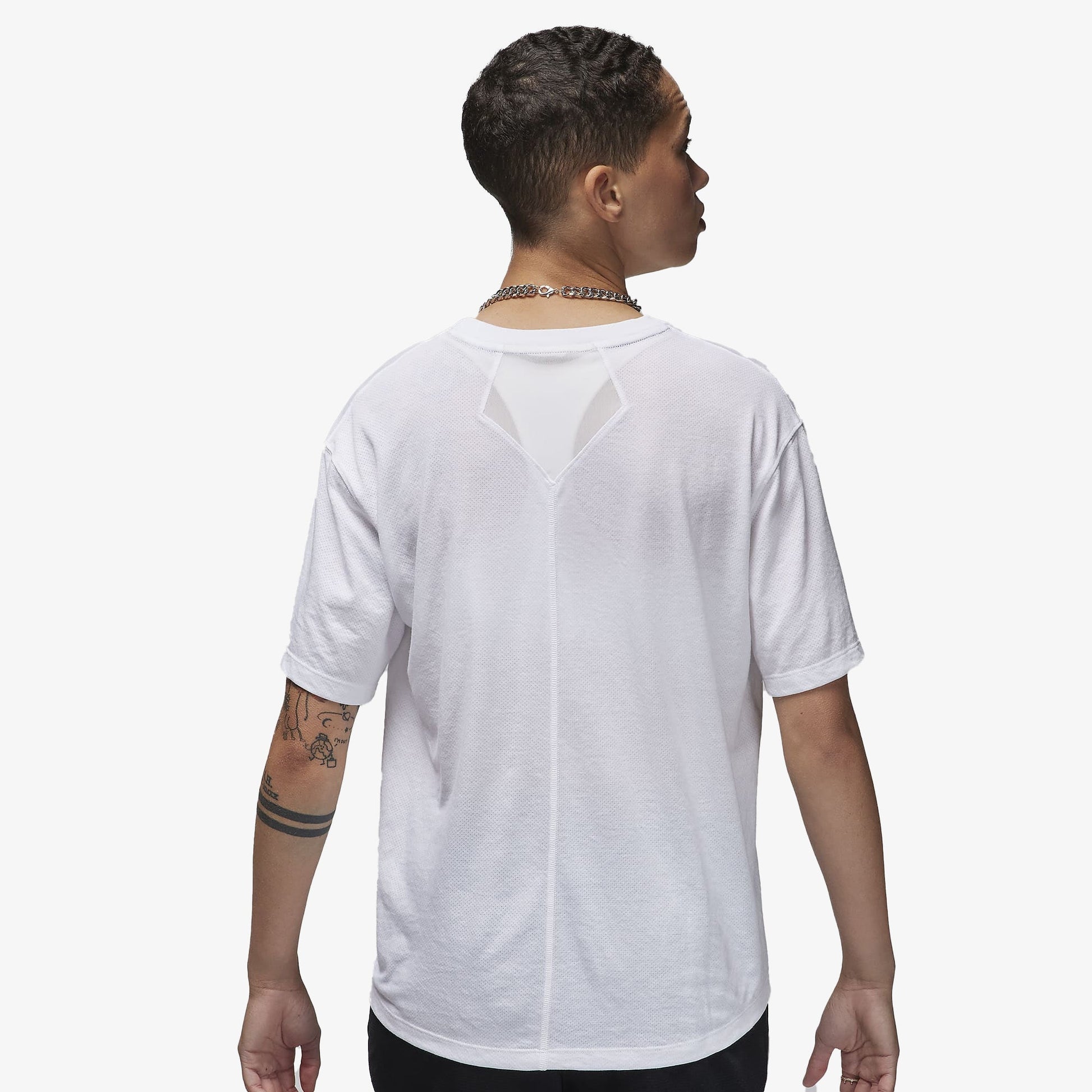 Jordan | DIAMOND SHORT-SLEEVE TOP  { WHITE