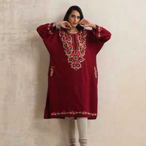 trueBrowns Maroon Kashmiri Embroidered Woollen Phiran Kurta