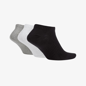 NIKE | PERFORMANCE LIGHTWEIGHT TRAINING NO-SHOW SOCKS (3 PAIRS) { MULTI