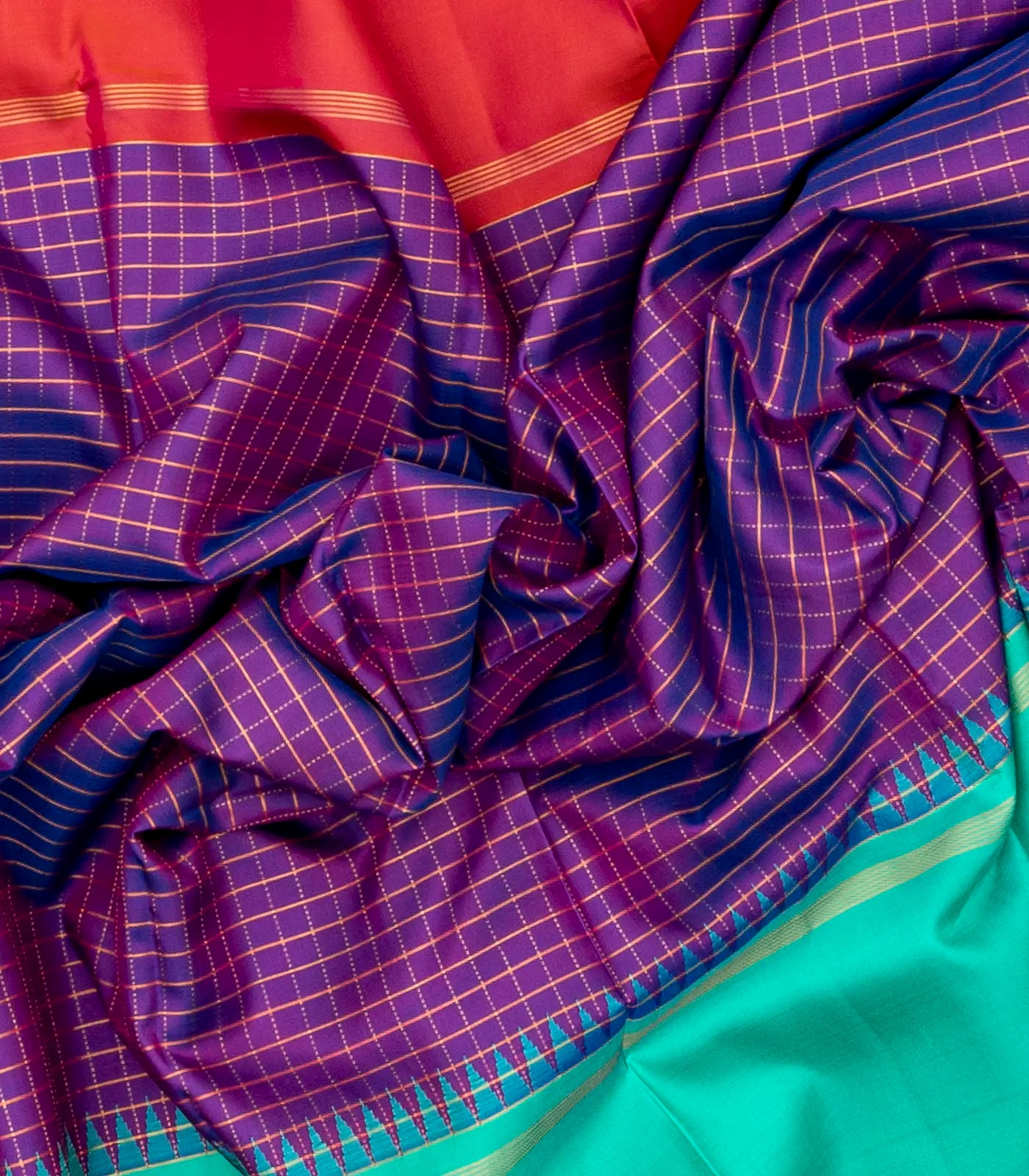 Purple Handloom Kanchipuram Korvai Silk Saree With Ganga Jamuna Border