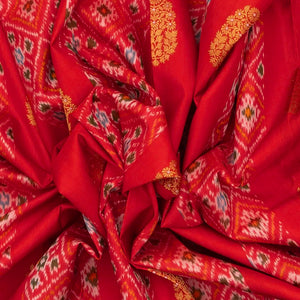 Red Handloom Kanchipuram Tie & Dye Silk Saree With Floral Buttas