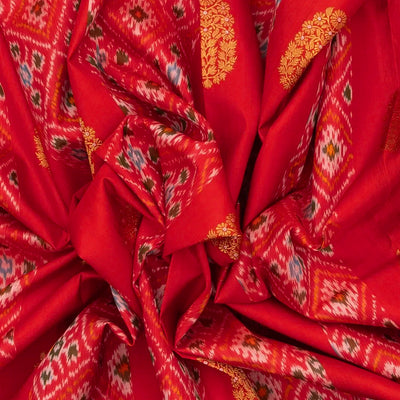 Red Handloom Kanchipuram Tie & Dye Silk Saree With Floral Buttas