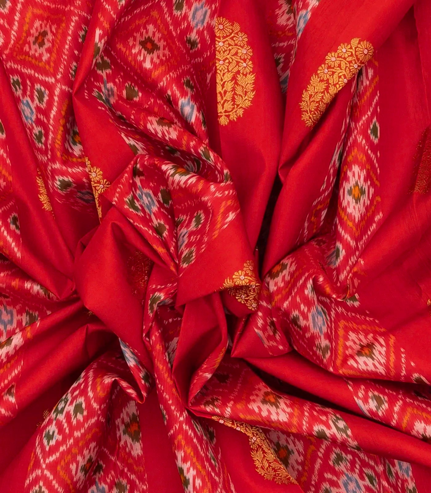 Red Handloom Kanchipuram Tie & Dye Silk Saree With Floral Buttas