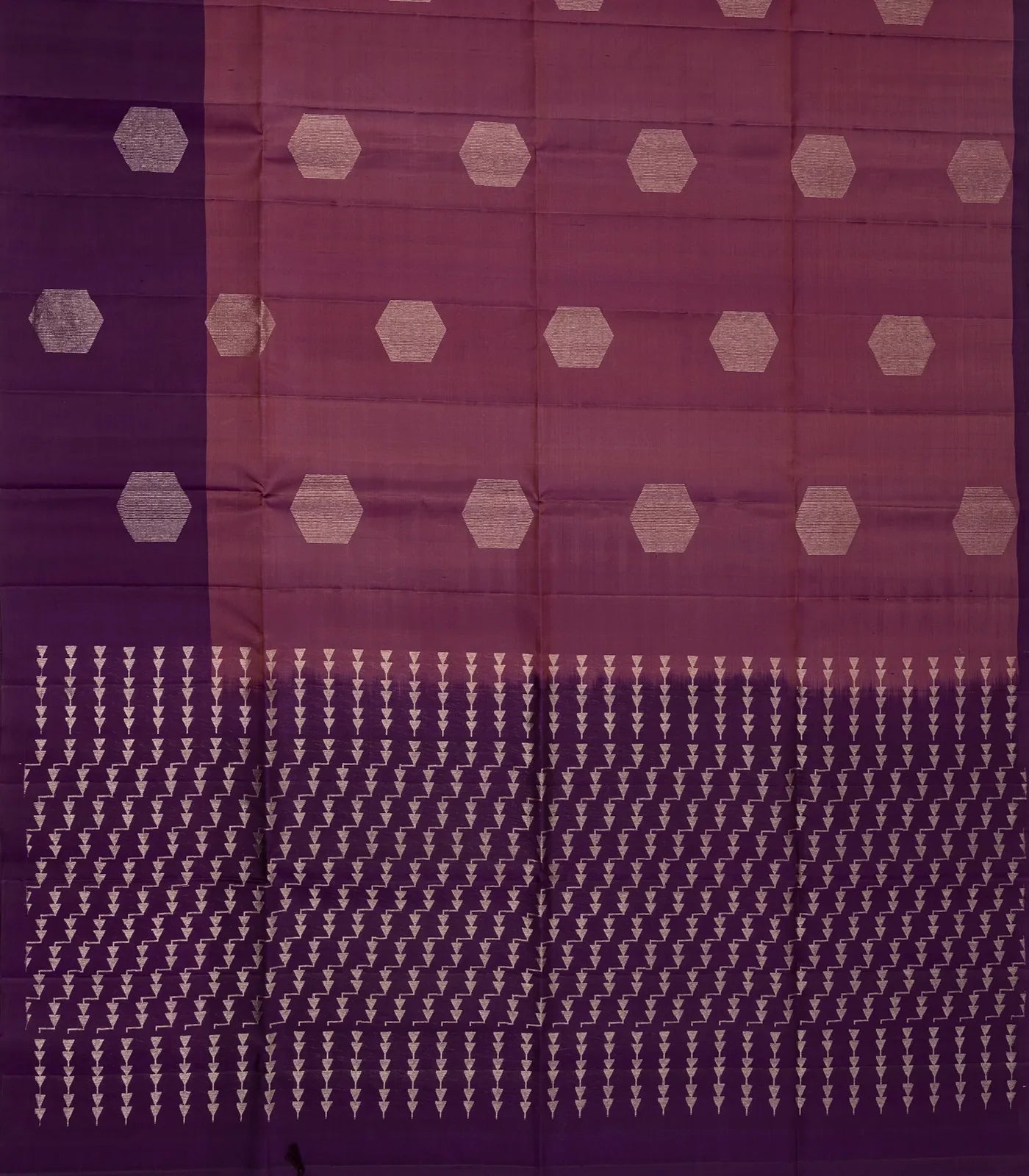 Mauve Handloom Soft Silk Saree With Hexagon Buttas