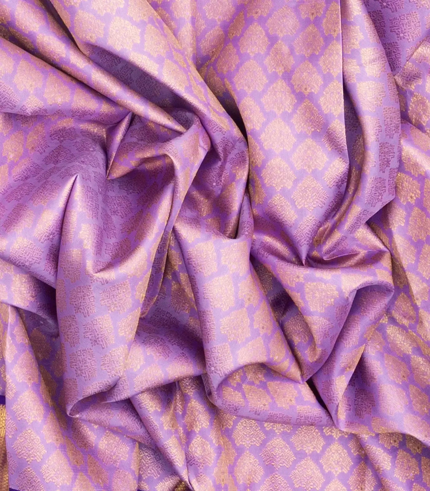 Lavender Handloom Kanchipuram Korvai Silk Saree With Floral Motifs