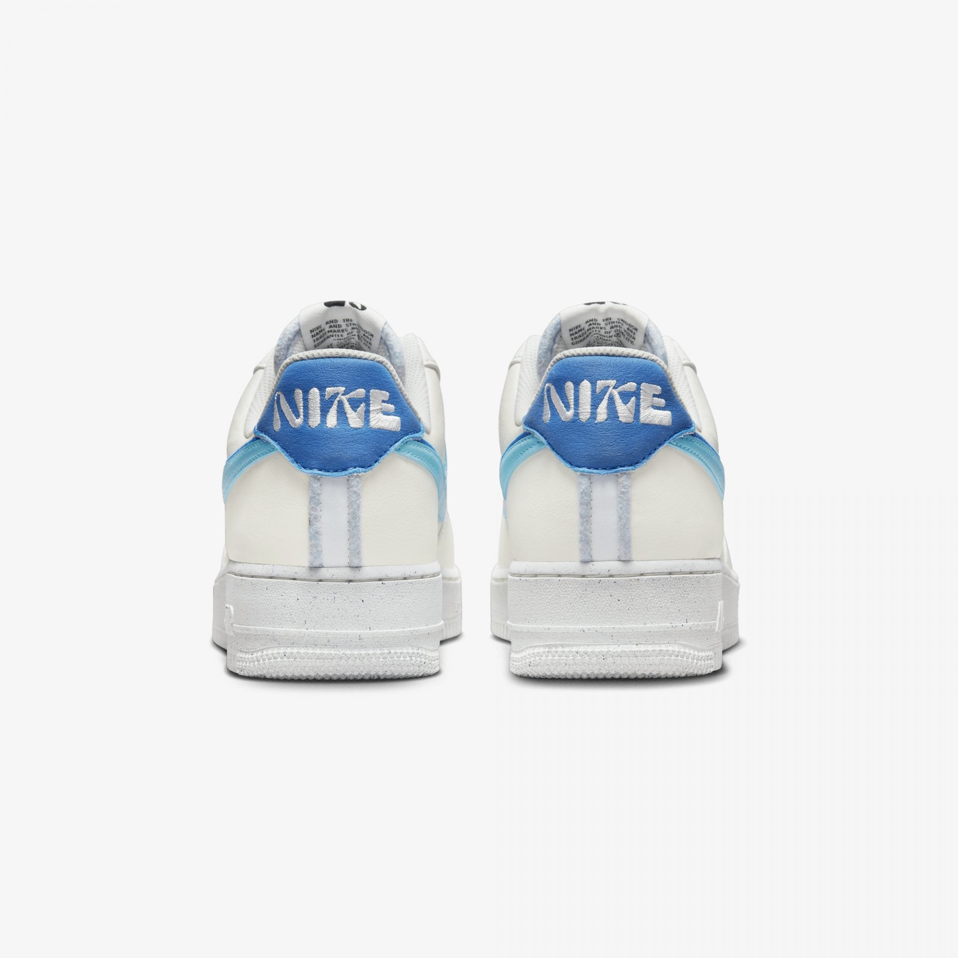 Nike | AIR FORCE 1 '07 LV8 { SAIL/BLUE CHILL