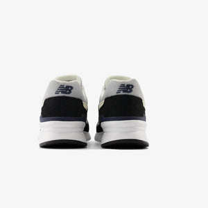 New Balance | 997  { BLACK/WHITE