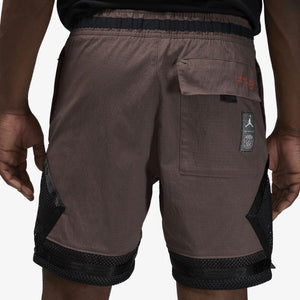 Nike | NSW CLUB SHORTS