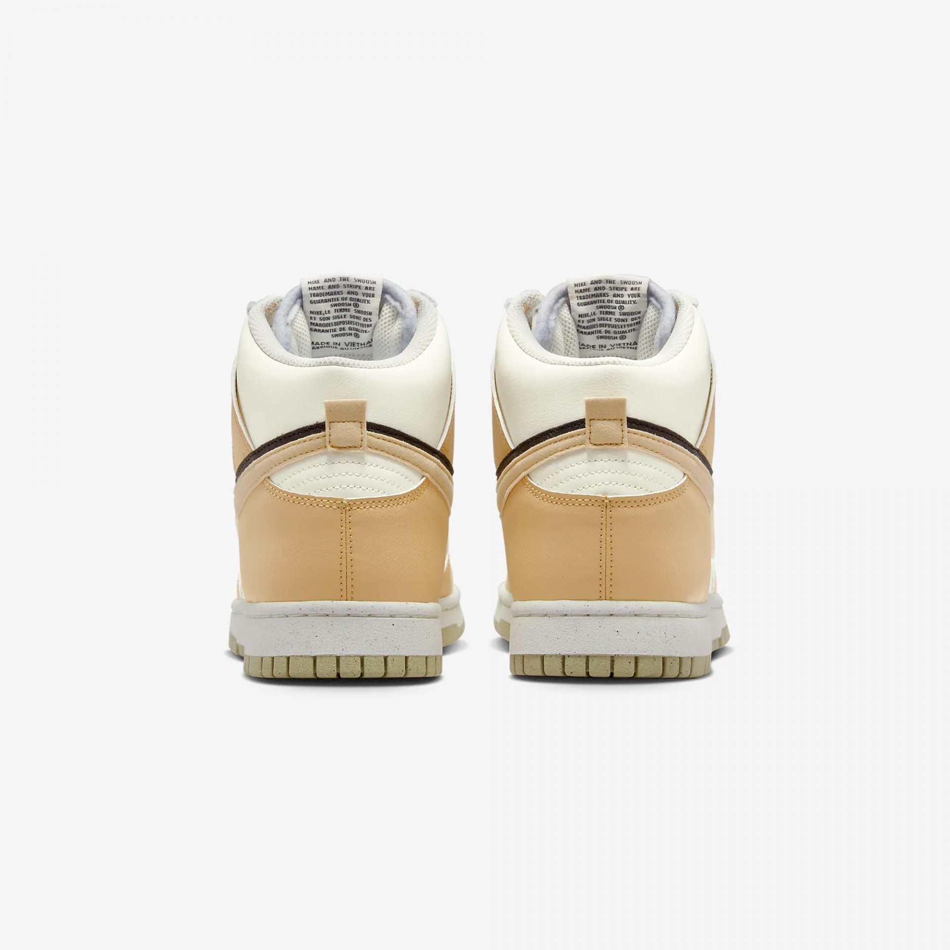 Nike | DUNK HIGH RETRO SE  { SESAME/BLACK