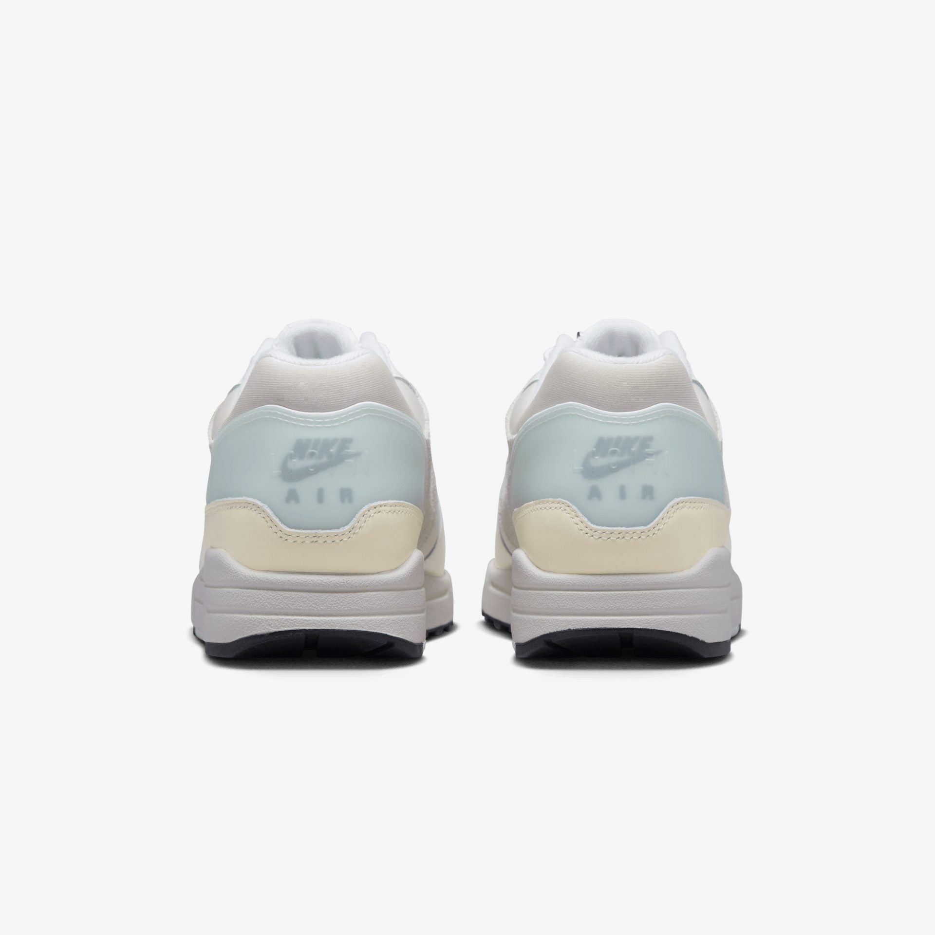 Nike | AIR MAX 1 PRM  { WHITE
