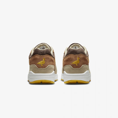 Nike | AIR MAX 1 PREMIUM  { PECAN/YELLOW OCHRE-BAROQUE BROWN