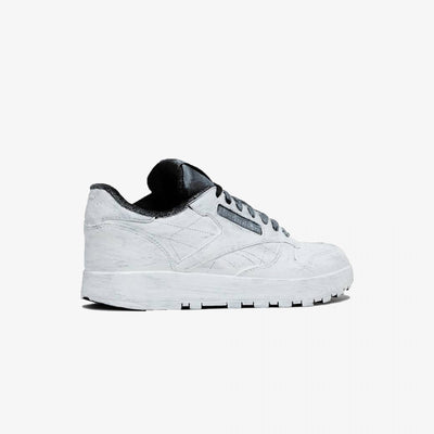 Reebok | PROJECT 0 CL  { BLACK/WHITE/BLACK