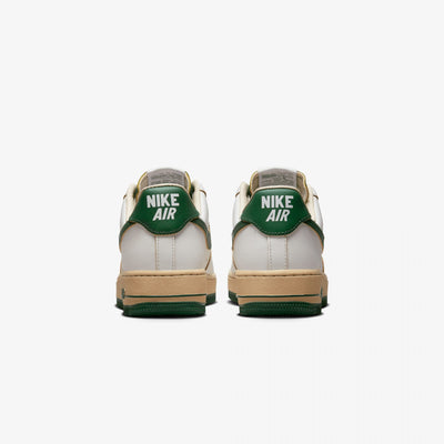 Nike | AIR FORCE 1 '07 LV8 { SAIL/GORGE GREEN