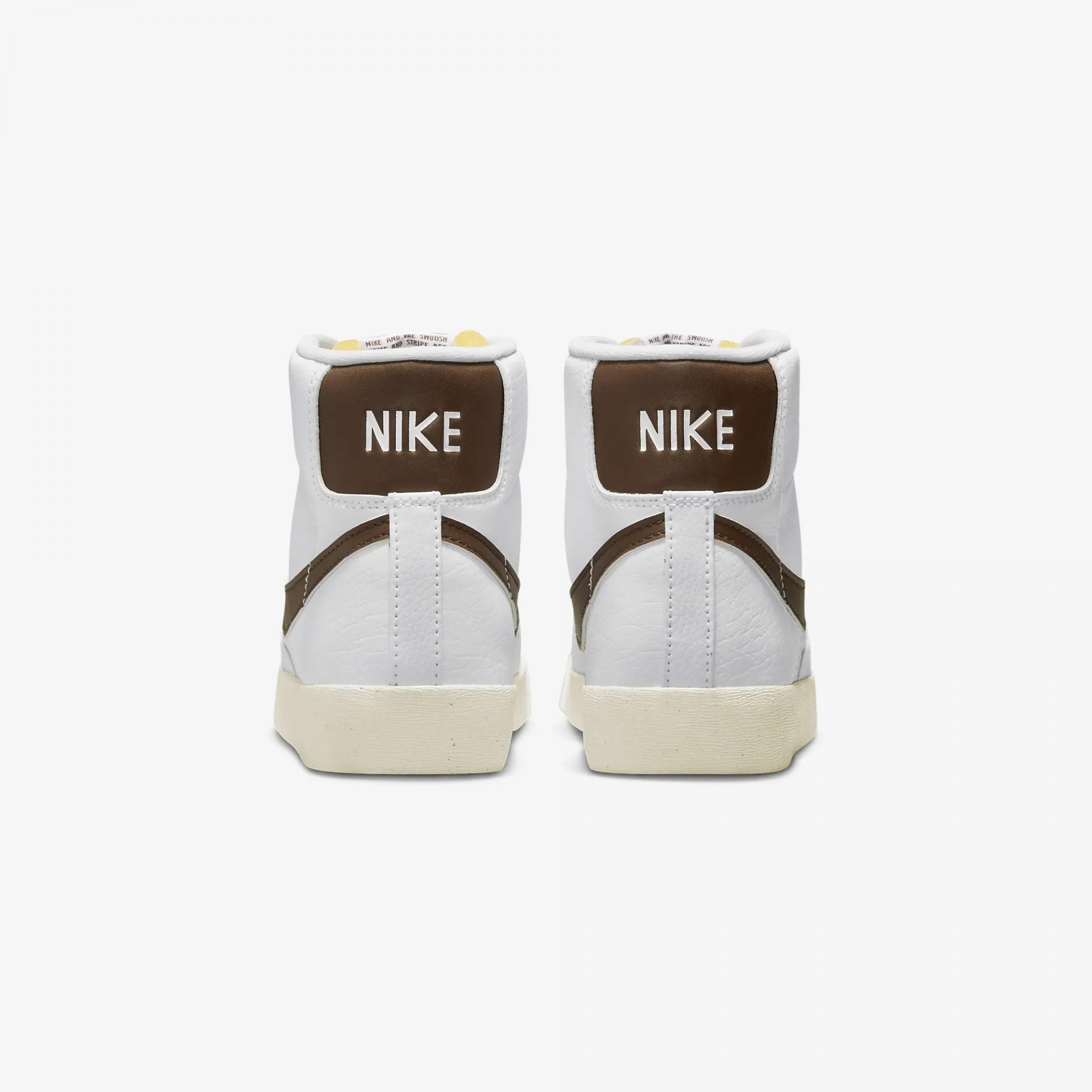 Nike | BLAZER MID '77 NEXT NATURE { WHITE/CACAO WOW
