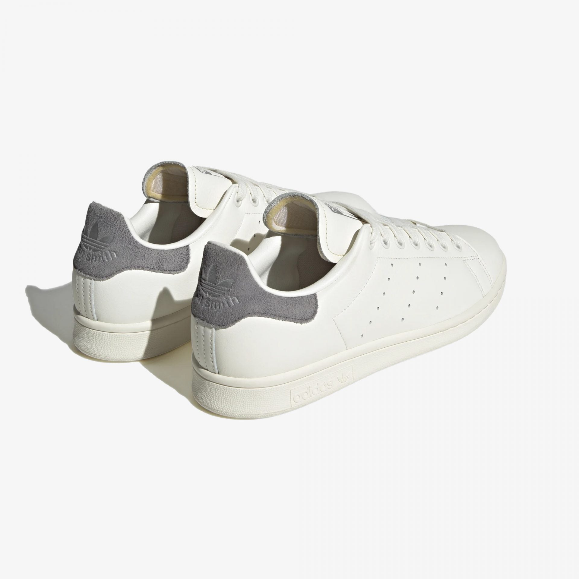 Adidas Originals | STAN SMITH  { OFF WHITE/PANTONE
