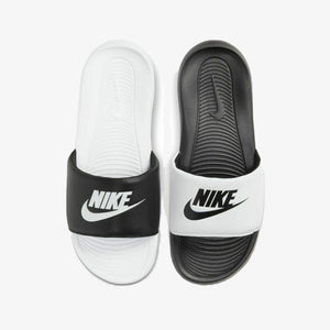 Nike | VICTORI ONE MIX SLIDE  { BLACK/WHITE