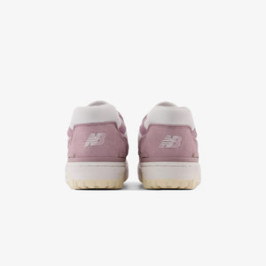 New Balance | 550  { LILAC CHALK