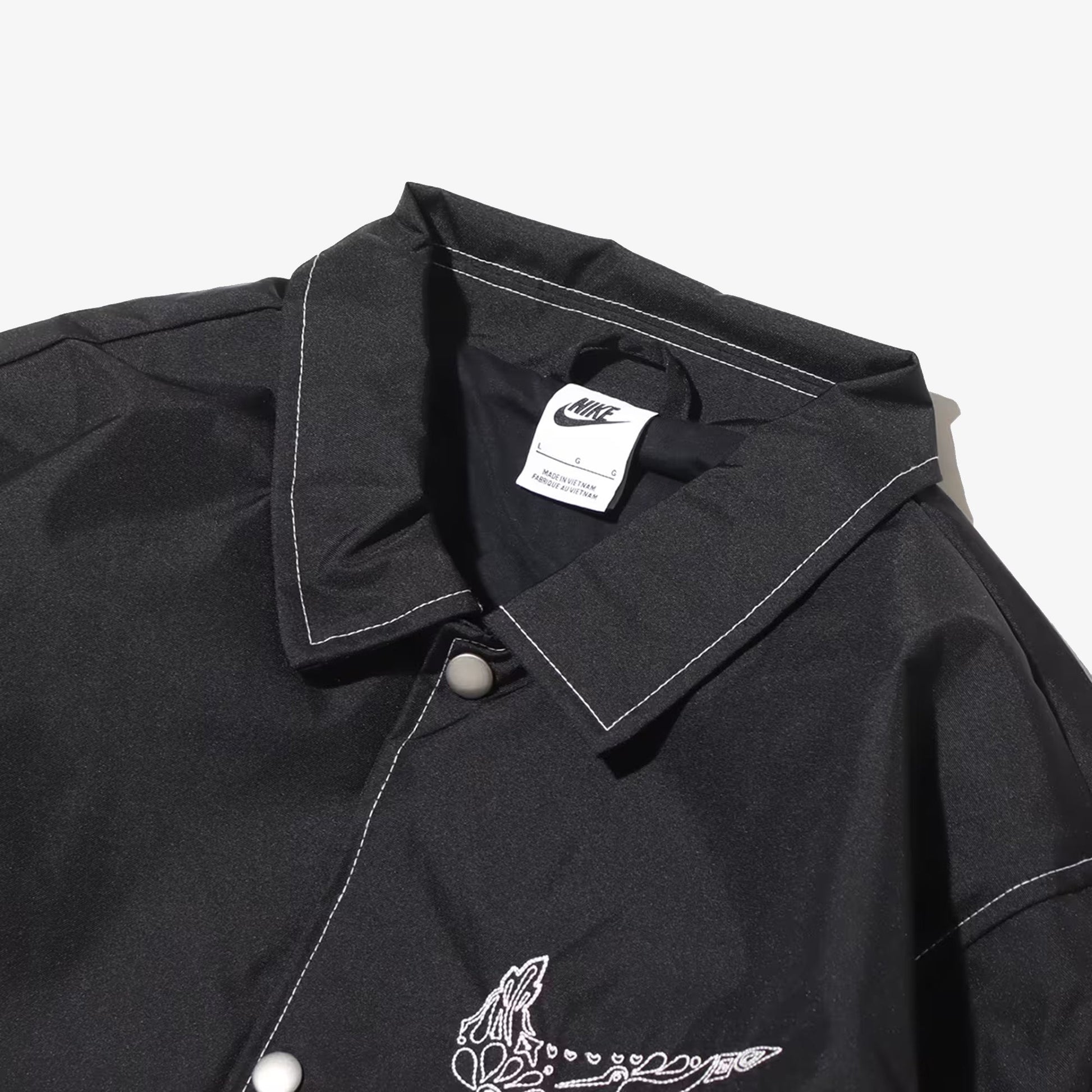 Nike | SPORTSWEAR LOOSE COACHES JACKET  { BLACK/SAIL/BLACK
