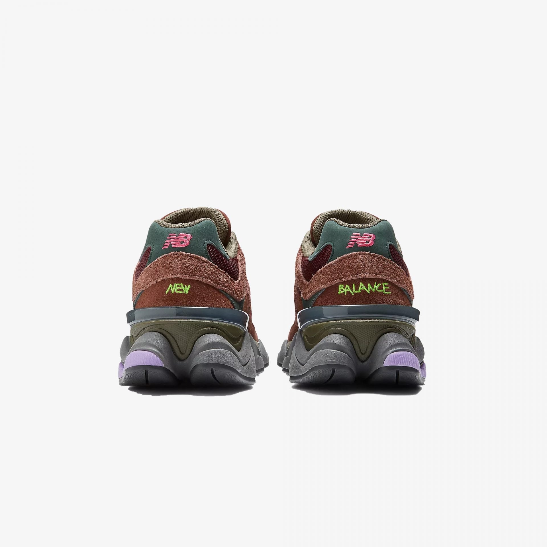 New Balance | 9060  { RICH OAK