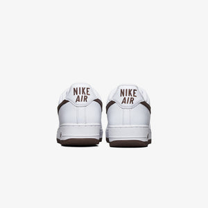 Nike | AIR FORCE 1 LOW  { WHITE / CHOCOLATE