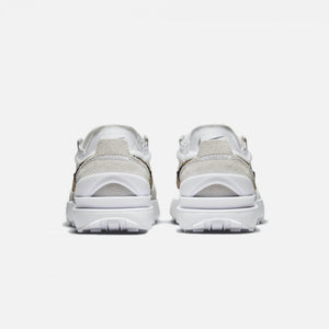 Nike | WAFFLE ONE  { WHITE / MULTI COLOUR