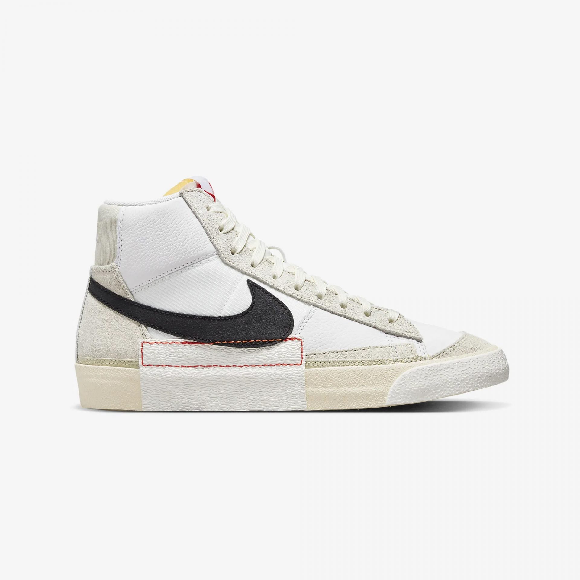 Nike | BLAZER '77 PRO CLUB { WHITE/BLACK