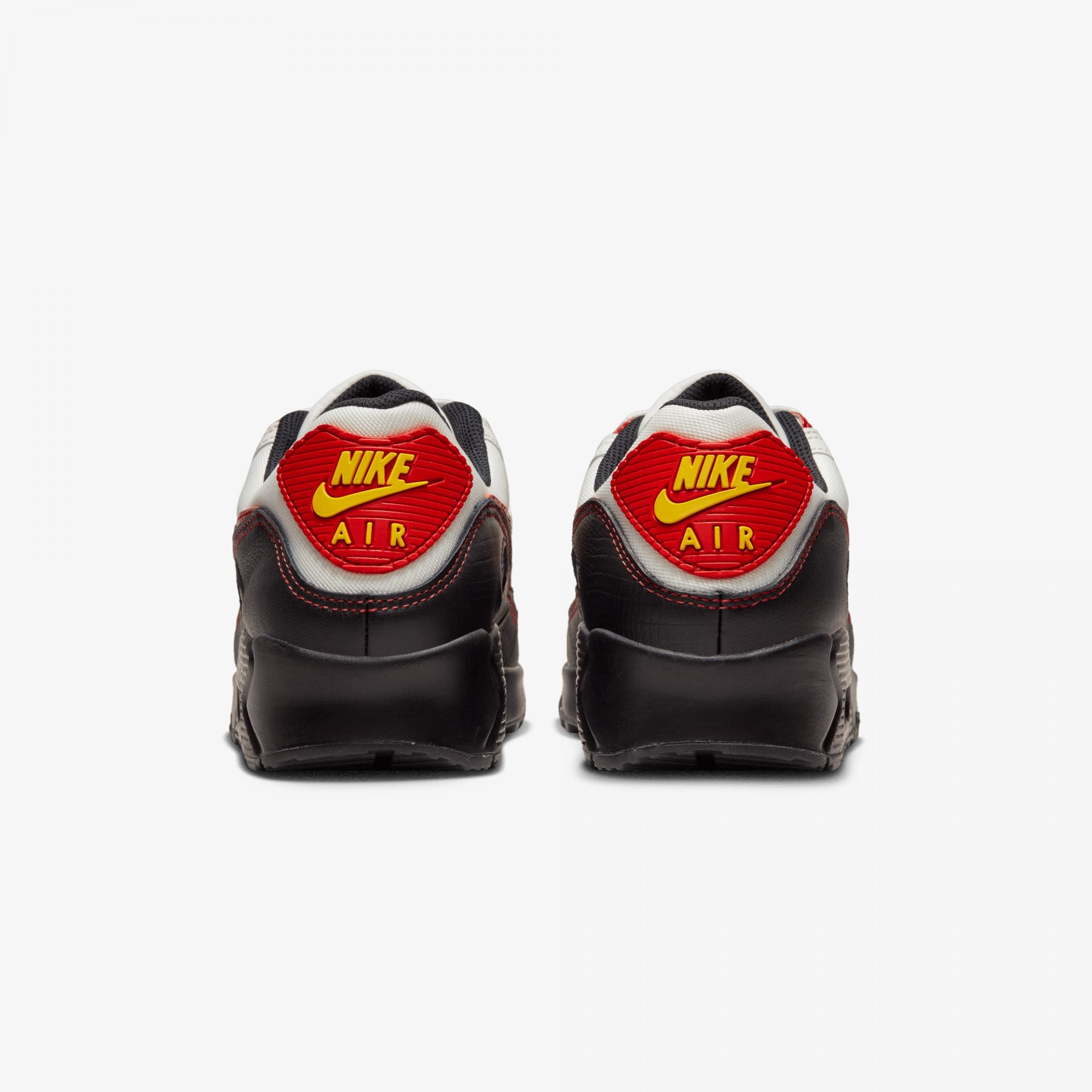 Nike | AIR MAX 90 SE  { SAIL / UNIVERSITY RED