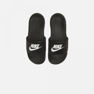 Nike | VICTORI SLIDES  { BLACK