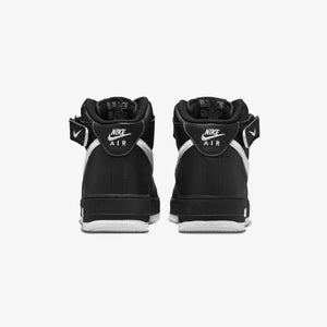 Nike | AIR FORCE 1 MID '07 { BLACK