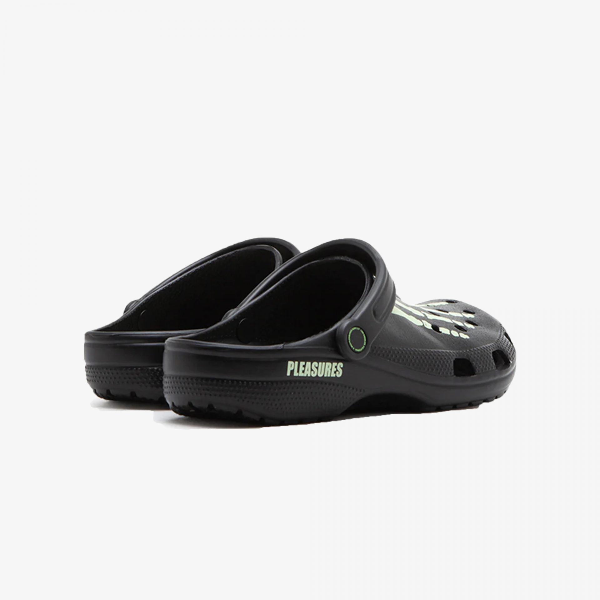 Crocs | PLEASURES CLASSIC CLOG  { SKELETON