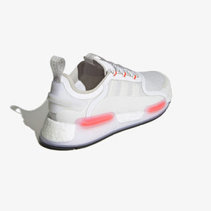Adidas Originals | NMD_V3  { CLOUD WHITE / CORE BLACK